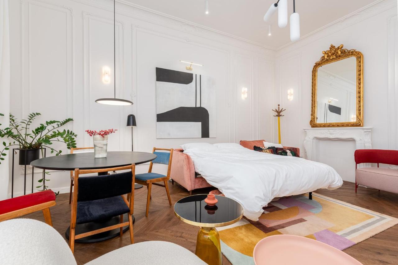Estery Colourful Luxury Appartement *