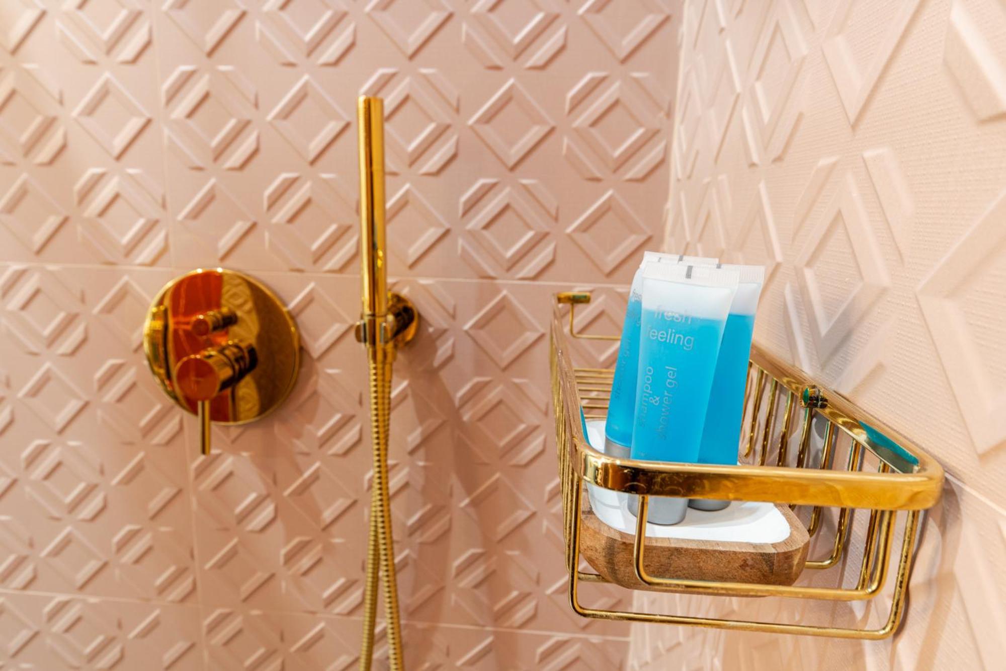 Estery Colourful Luxury Appartement *